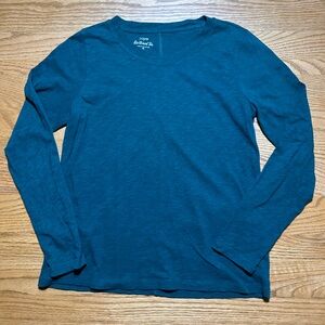 Women’s J. Crew Girlfriend Tee 100% Cotton Long Sleeve Size M